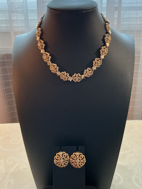 Avon Jewelry - Avon Vintage 1971 “Precious Pretenders” Filigree Gold Tone Necklace and Earrings